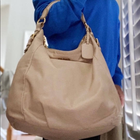 Prada Cream Leather Bag - Picture 10 of 16